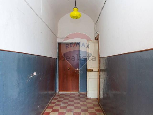 Villetta indipendente in vendita di 234 m² in Via Fratelli D&apos Antoni, 78