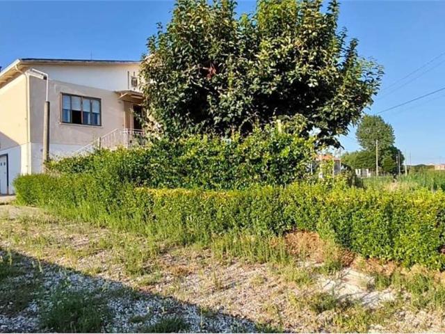 Villetta indipendente in vendita di 235 m²