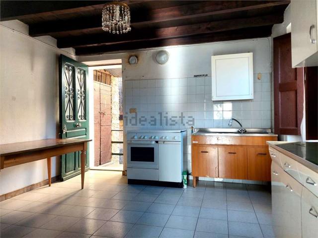Villetta indipendente in vendita di 235 m² in Via Pieve di Teco, 20