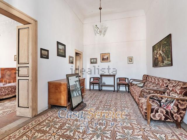 Villetta indipendente in vendita di 235 m² in Via Tevere