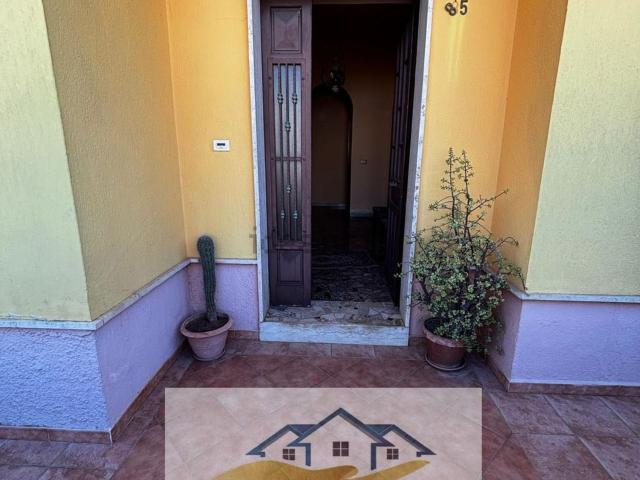 Villetta indipendente in vendita di 235 m² in Corso Arno Circonvallazione, 85