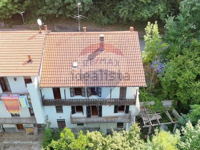 Villetta indipendente in vendita di 235 m² in Frazione Pianezze, 9