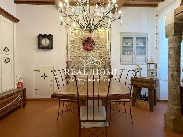 Villetta indipendente in vendita di 236 m² in Via Campostino di San Maria a Colonica, 24