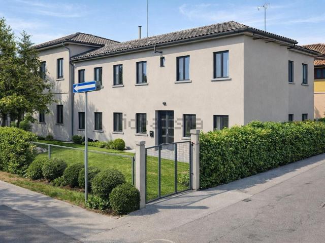 Villetta indipendente in vendita di 236 m² in Via Sabbioni, 57