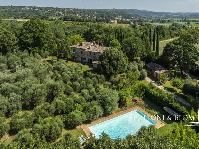 Villetta indipendente in vendita di 237 m² in Via Mazzini