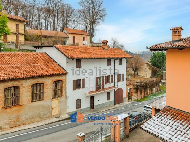 Villetta indipendente in vendita di 238 m² in Via Torino, 36