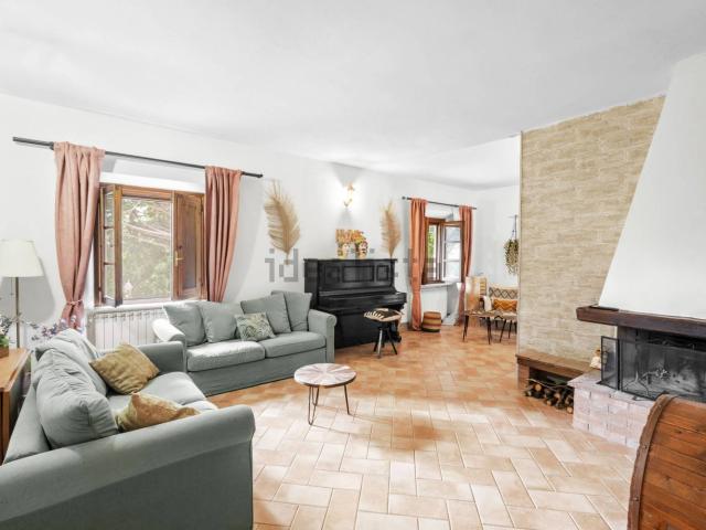 Villetta indipendente in vendita di 239 m²