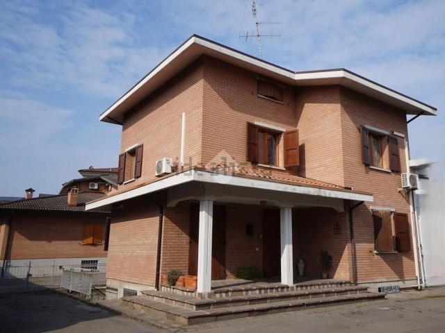 Villetta indipendente in vendita di 240 m²