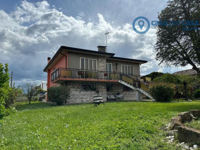 Villetta indipendente in vendita di 240 m²