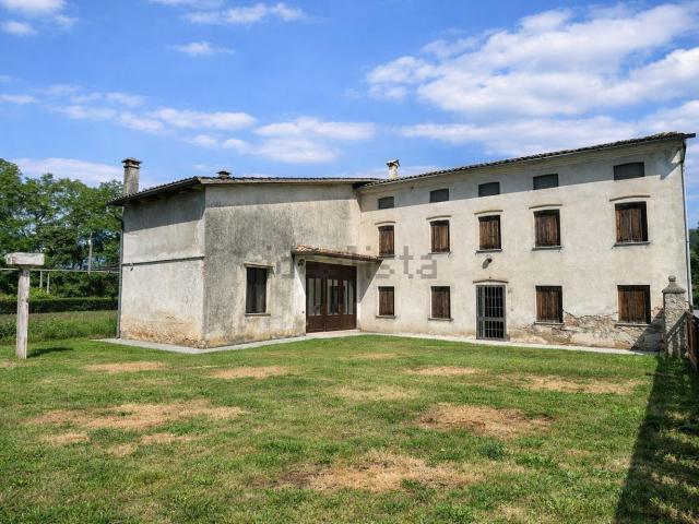 Villetta indipendente in vendita di 240 m²