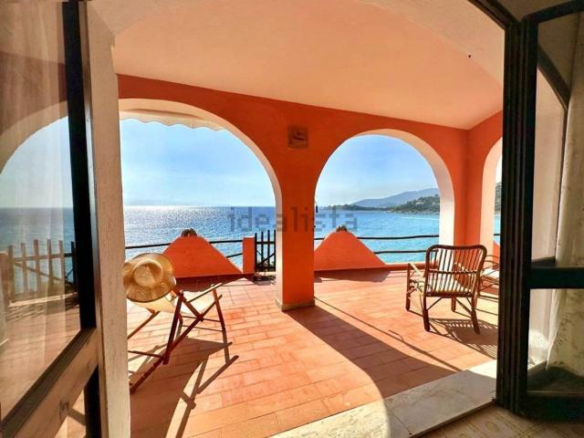 Villetta indipendente in vendita di 240 m²