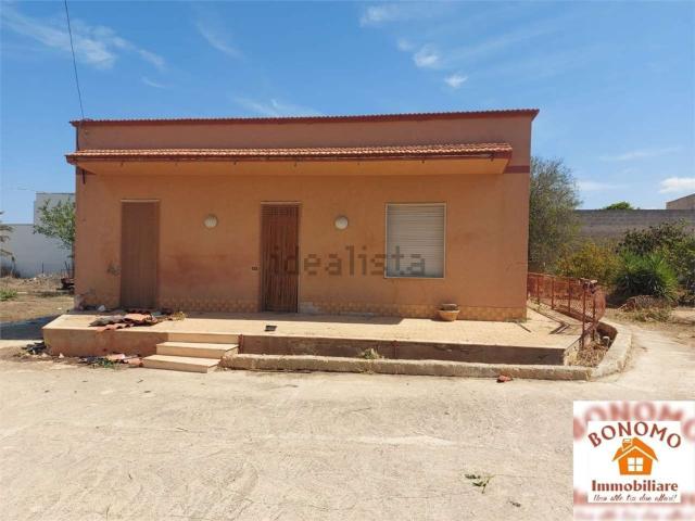 Villetta indipendente in vendita di 240 m²