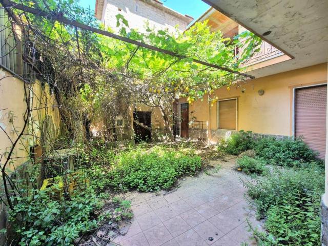 Villetta indipendente in vendita di 240 m²