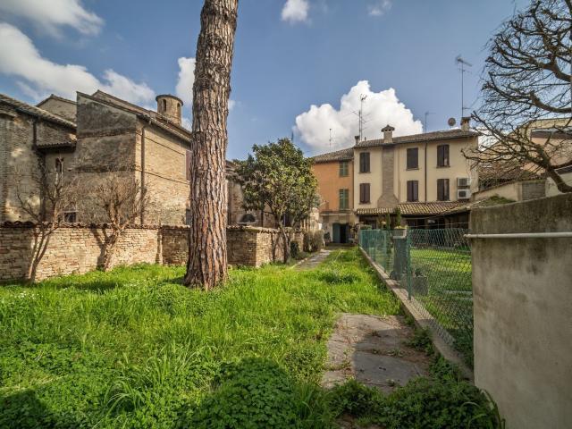 Villetta indipendente in vendita di 240 m² in Via Cura, 17