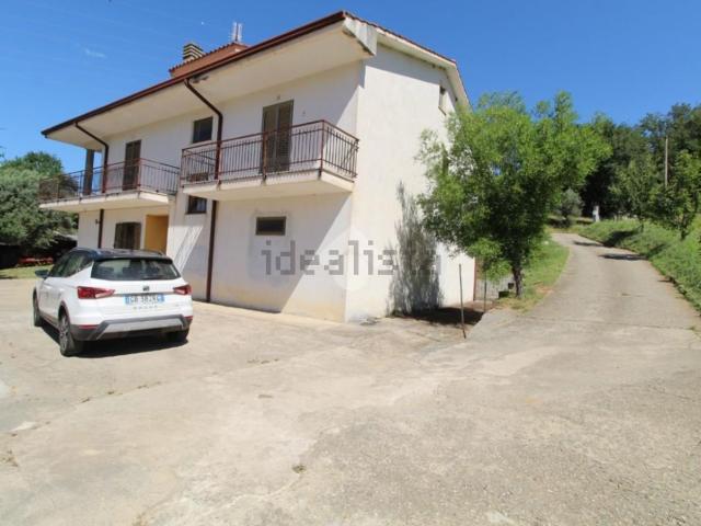Villetta indipendente in vendita di 240 m² in Via Acquafredda, 33