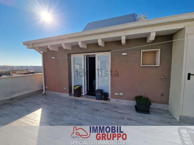 Villetta indipendente in vendita di 240 m² in Via Garibaldi