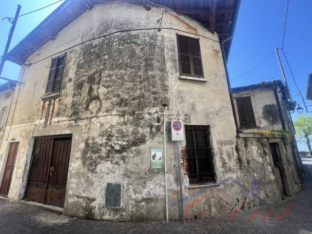 Villetta indipendente in vendita di 240 m² in Via Giuseppe Garibaldi