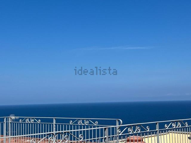 Villetta indipendente in vendita di 240 m² in Via Guglielmo Marconi