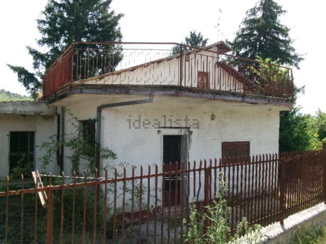 Villetta indipendente in vendita di 240 m² in Via dei Cappuccini, 26