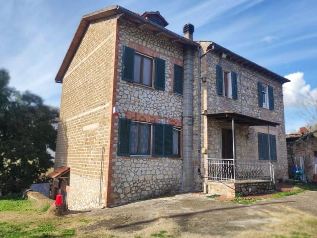 Villetta indipendente in vendita di 240 m² in Via dello Stabilimento