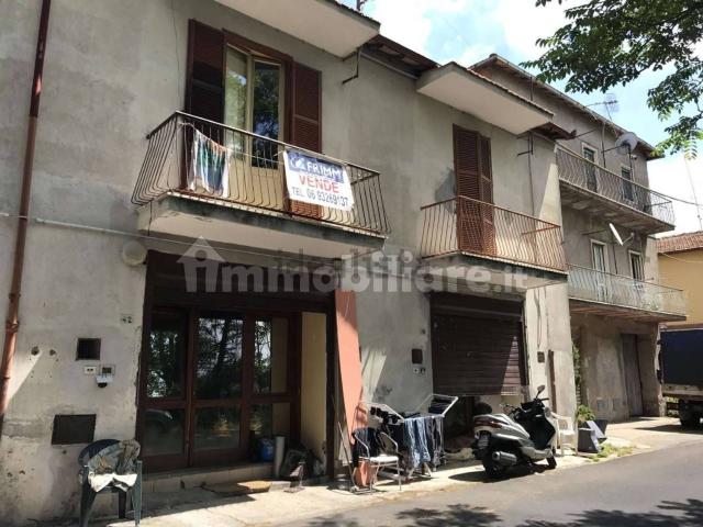 Villetta indipendente in vendita di 240 m² in Via della Stella, 14