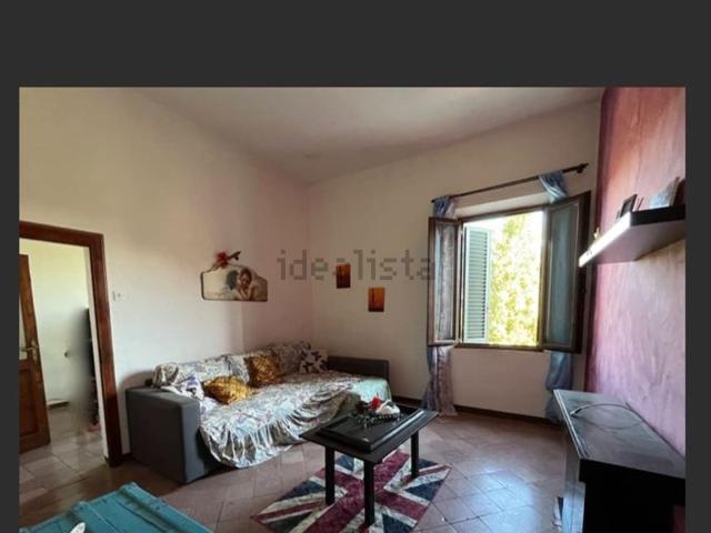 Villetta indipendente in vendita di 240 m² in Via della vittoria, 11