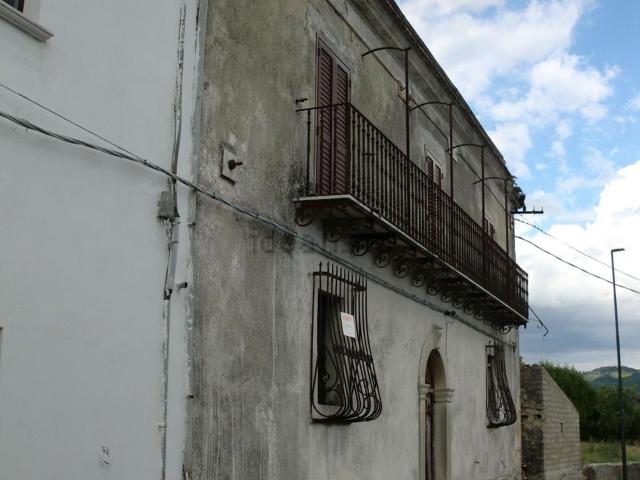 Villetta indipendente in vendita di 240 m² in Via Madonna delle Grotte, 80