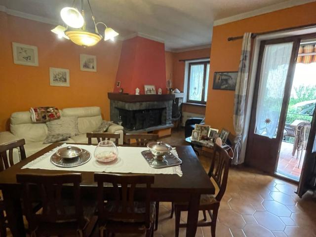 Villetta indipendente in vendita di 240 m² in Via Madonna delle Grazie, 64