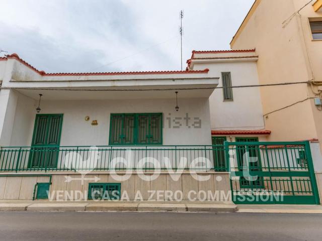 Villetta indipendente in vendita di 240 m² in Via Nicolai, 85
