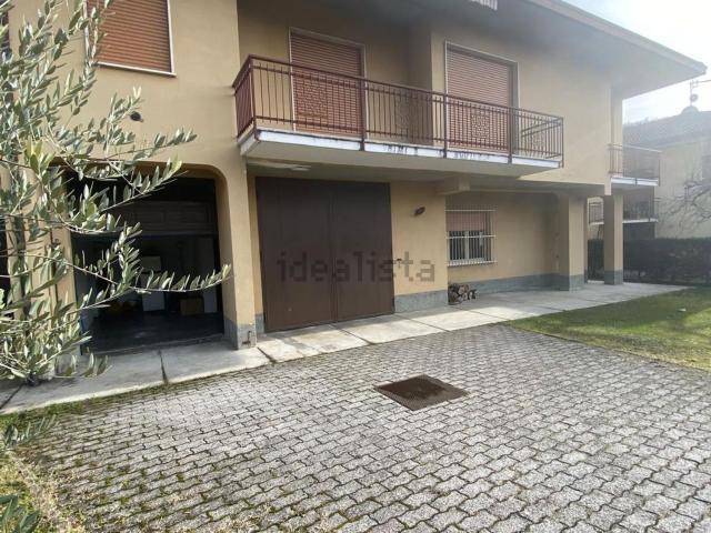 Villetta indipendente in vendita di 240 m² in Via San Giulio