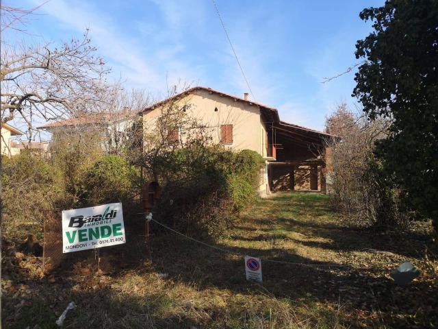 Villetta indipendente in vendita di 240 m² in Via Sant&apos Anna, 13