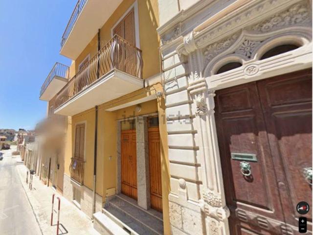 Villetta indipendente in vendita di 240 m² in Via Sicilia, 21