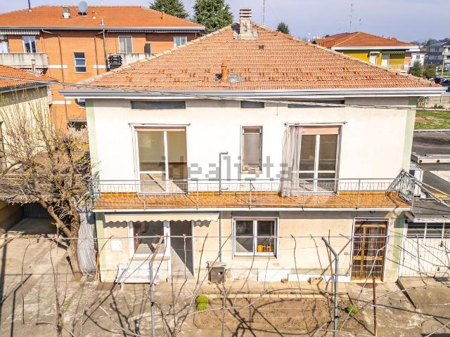 Villetta indipendente in vendita di 240 m² in Via Piave, 7