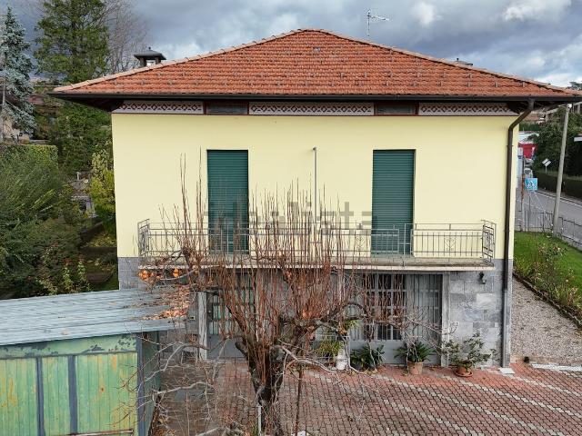Villetta indipendente in vendita di 240 m² in Via Pietro Micca, 39