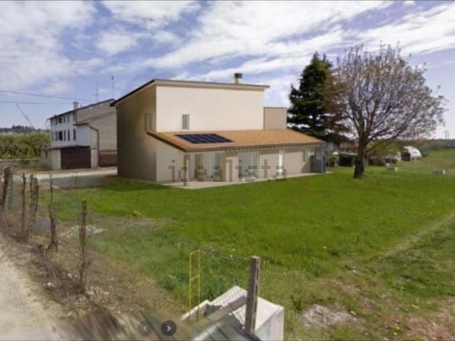 Villetta indipendente in vendita di 240 m² in Via Quaiara, 1