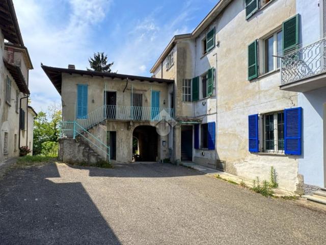 Villetta indipendente in vendita di 240 m² in Via Roma