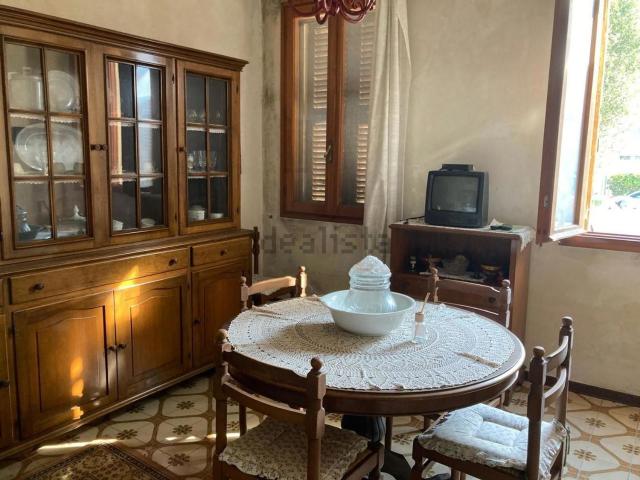 Villetta indipendente in vendita di 240 m² in Viale Umberto Maddalena