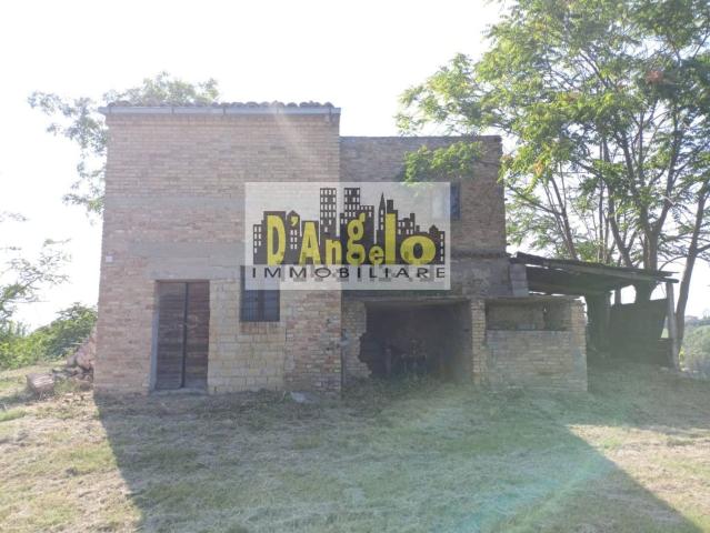 Villetta indipendente in vendita di 240 m² in Contrada Menocchia