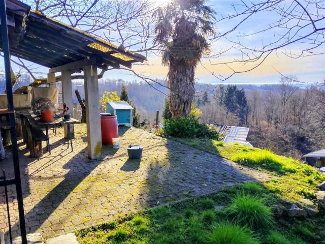 Villetta indipendente in vendita di 240 m² in Frazione Colongo, 27
