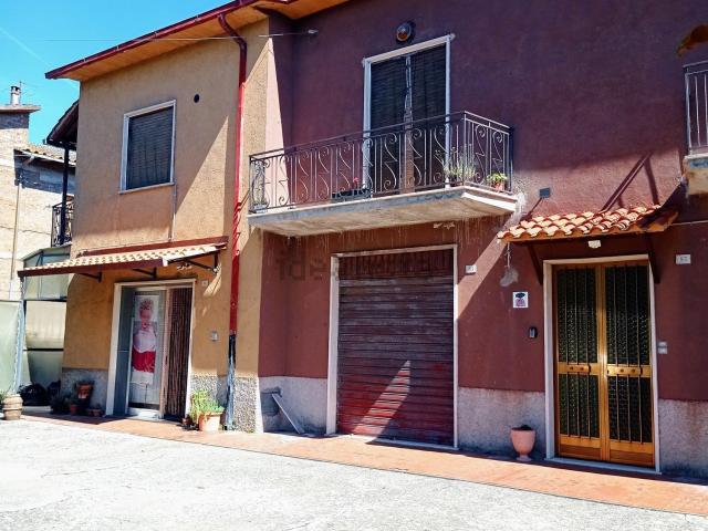 Villetta indipendente in vendita di 240 m² in Località San Sebastiano