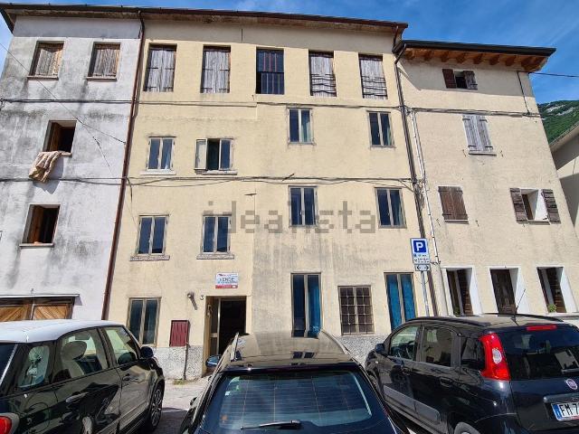 Villetta indipendente in vendita di 240 m² in Piazza Teofilo Folengo, 3