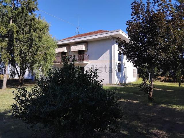 Villetta indipendente in vendita di 240 m² in Strada Croci