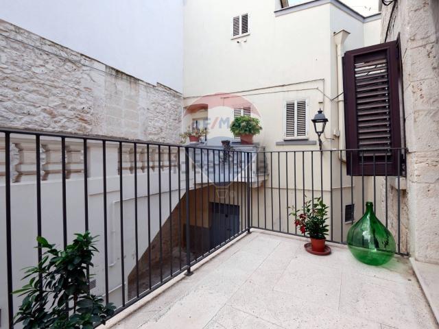 Villetta indipendente in vendita di 241 m² in Via Santo Stefano, 8