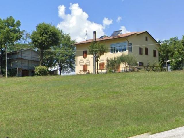 Villetta indipendente in vendita di 241 m² in Località Giardino, 18