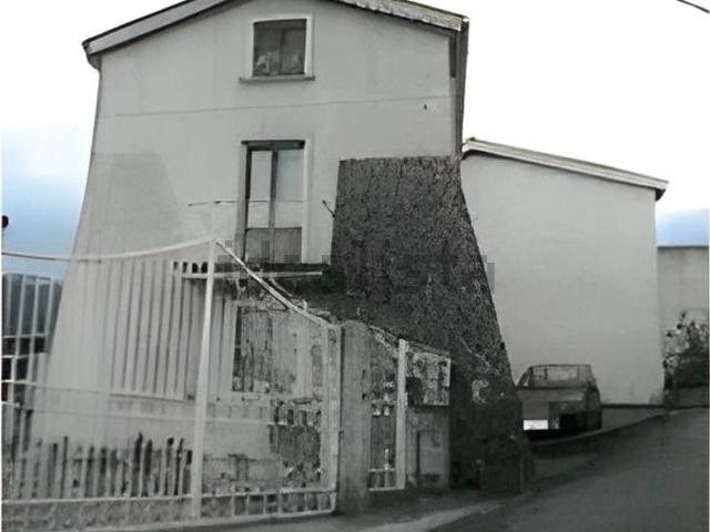Villetta indipendente in vendita di 2420 m² in Via San Nicola