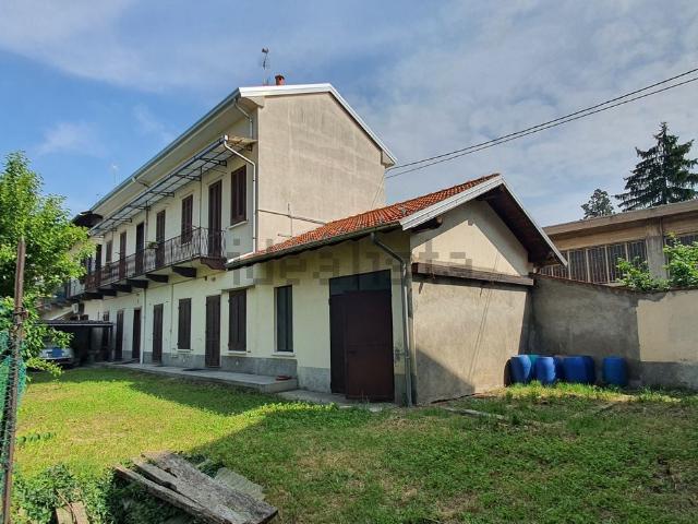 Villetta indipendente in vendita di 242 m² in Via Tarcento, 7