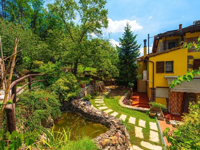 Villetta indipendente in vendita di 243 m² in Via di Riaffrico