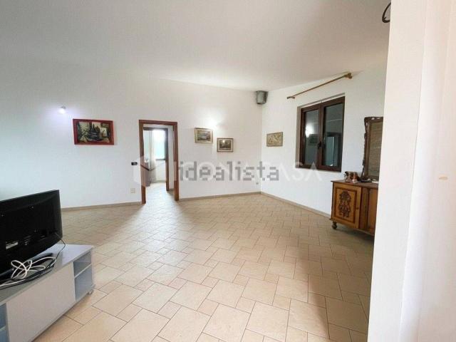 Villetta indipendente in vendita di 243 m² in Strada statale 528