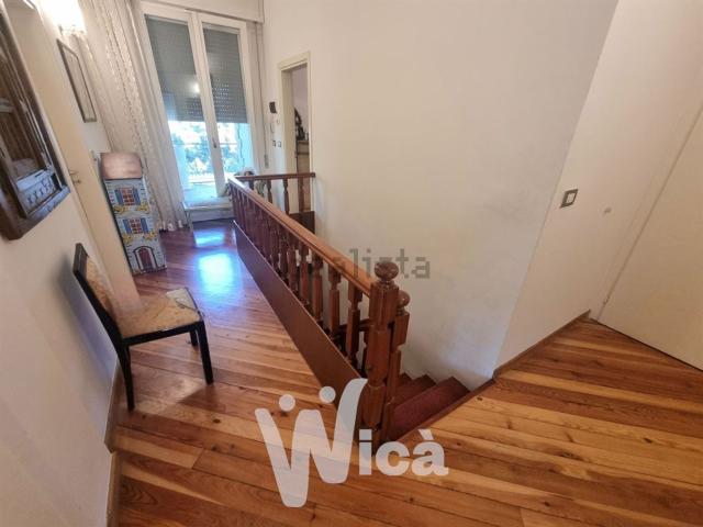 Villetta indipendente in vendita di 245 m²