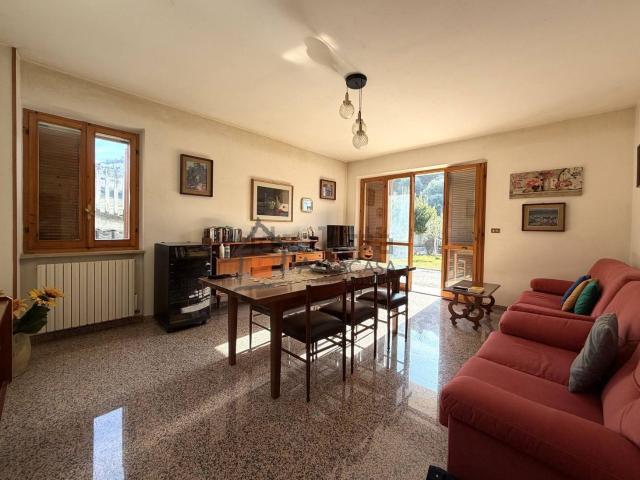 Villetta indipendente in vendita di 245 m²